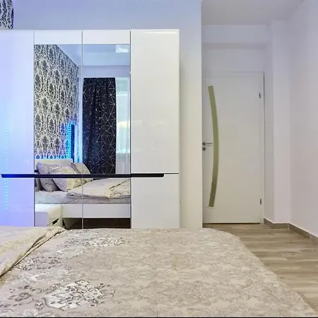 Blue - Hf Building Appartement Năvodari